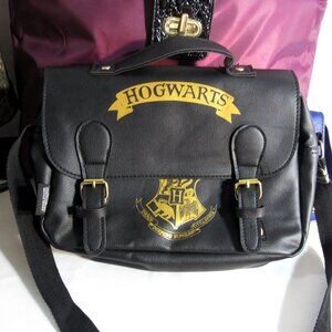 HARRY POTTER HOGWARTS SATCHEL LUNCH BAG SHOULDER STRAP NWOT